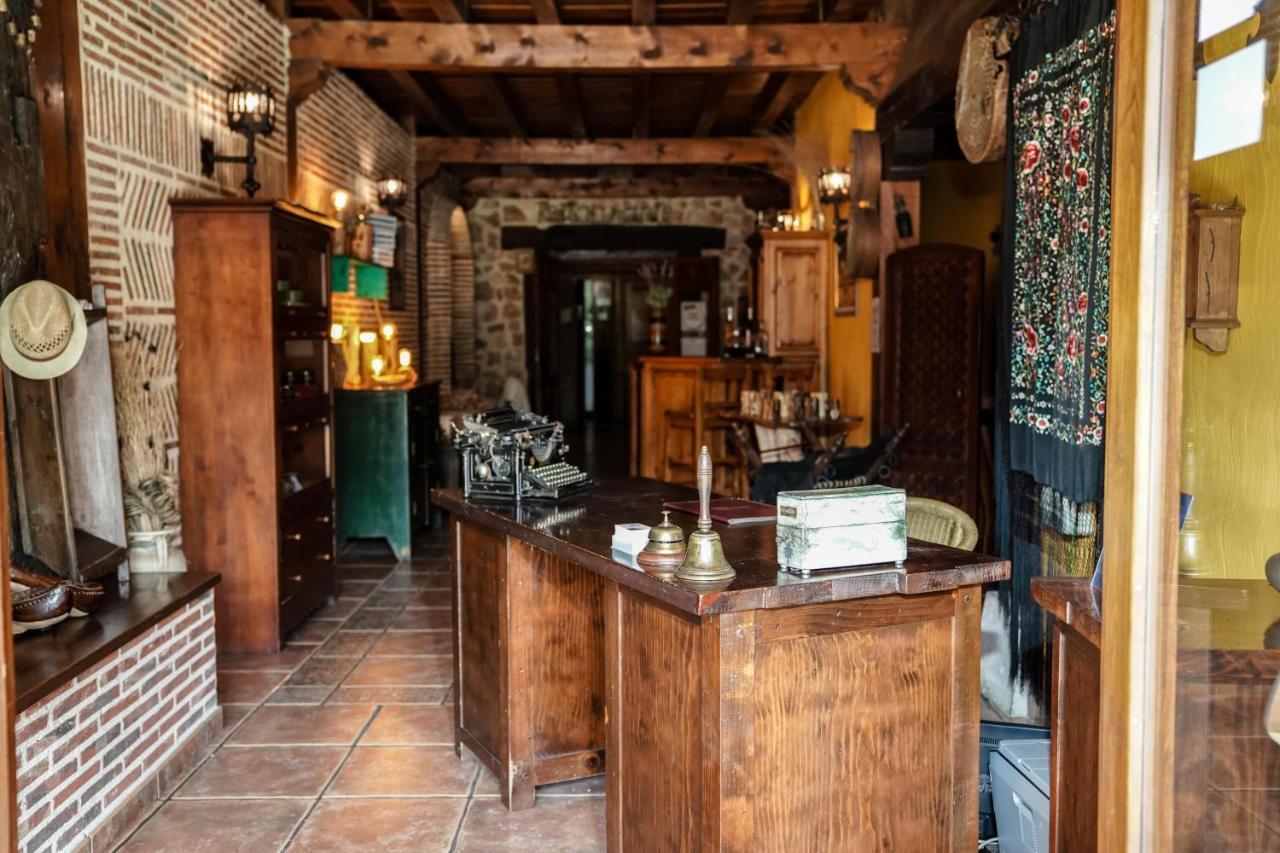 Posada Real De Carreteros Casarejos 외부 사진