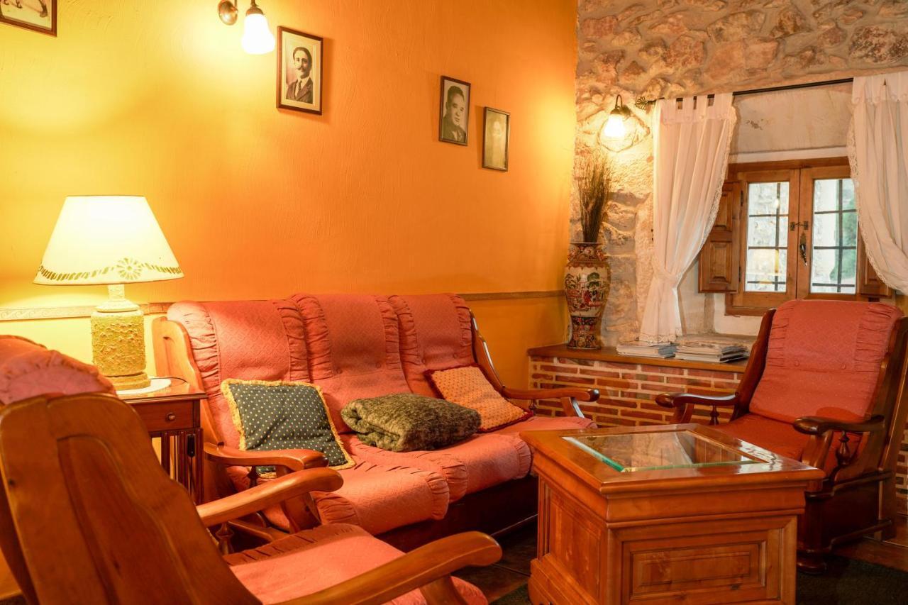 Posada Real De Carreteros Casarejos 외부 사진